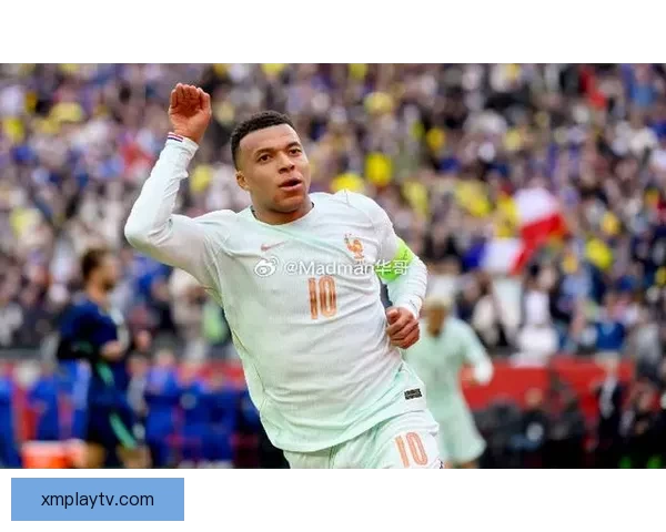 龙赛罗批评姆巴佩未能在关键时刻挺身而出期待看到以领袖为核心的表现