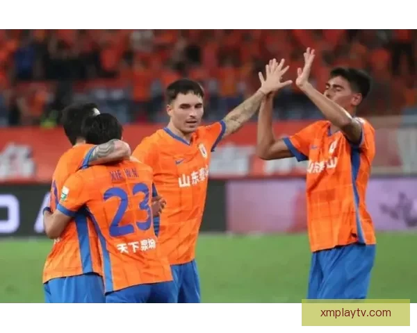 中超英博客场2-1逆转泰山 马莱莱双响瓦科破门助队连胜